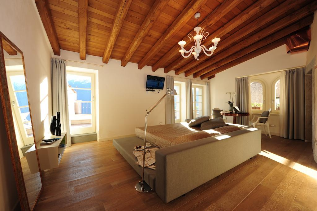 Locanda Al Castelletto トレモージネ 部屋 写真